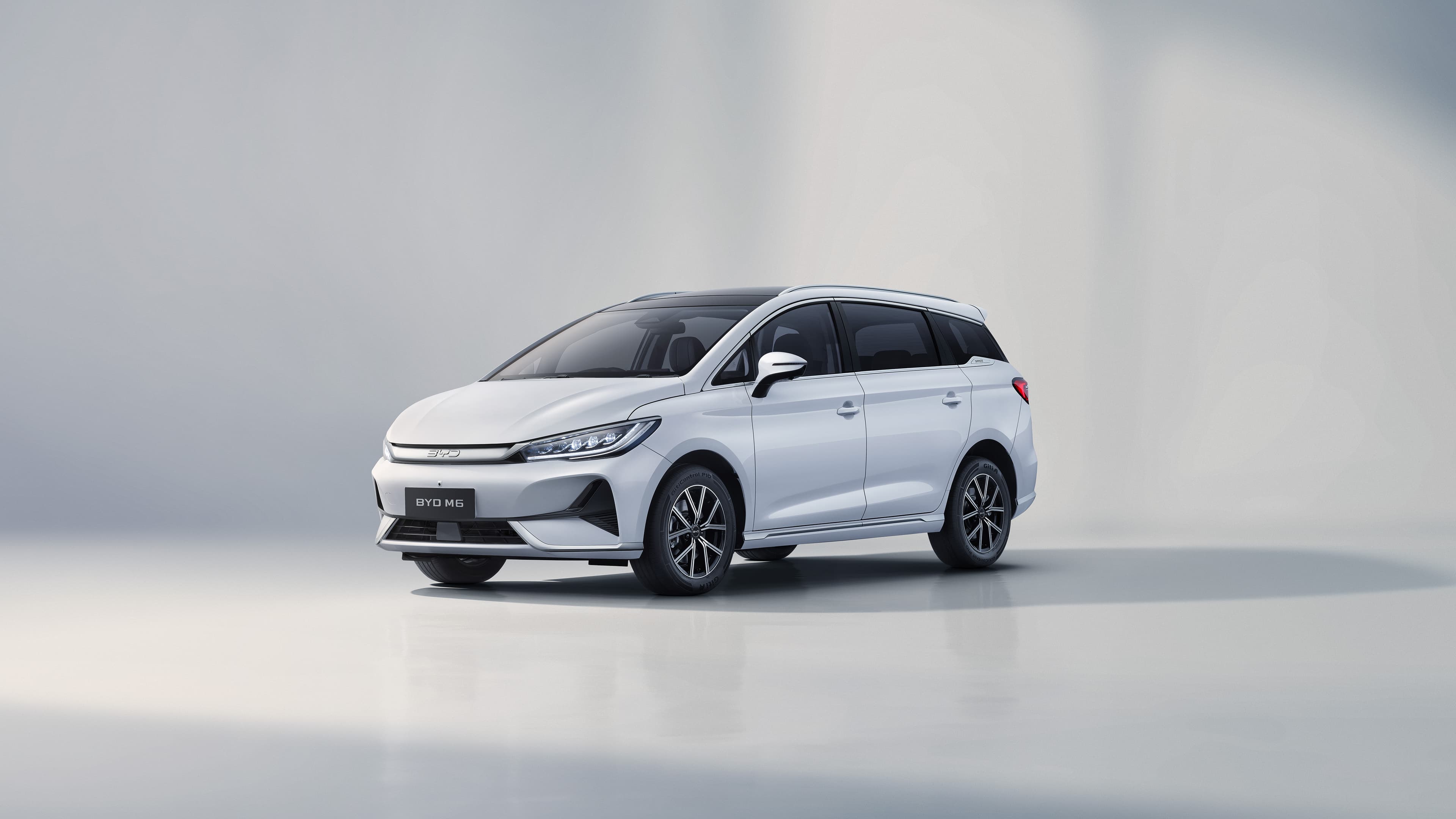 BYD and MG vehicles for rental